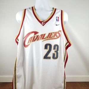 NIKE Cleveland Cavaliers LEBRON JAMES  Jersey XL